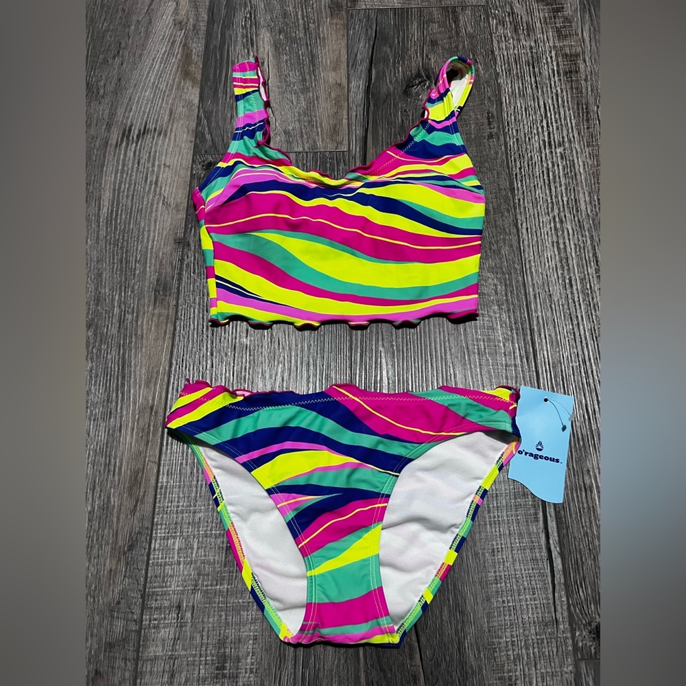 NWT juniors size large swimsuit.